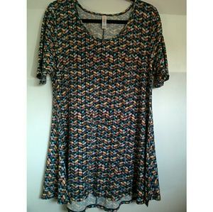 😍  LuLaRoe Multi Color Perfect Tee 🌈